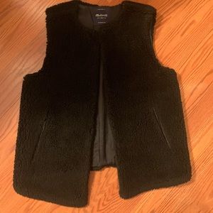 Madewell Sherpa Vest-Size: Small
